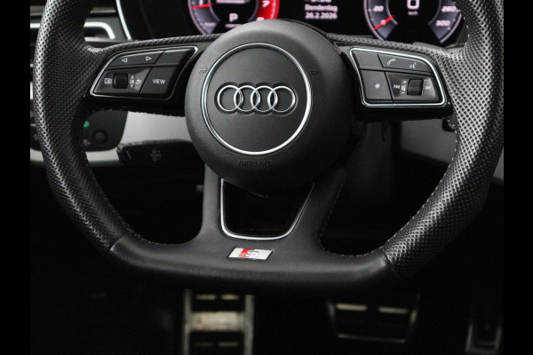 Audi A4 40 TFSI Launch edition Sport | Panoramadak | Trekhaak | Sportstoelen | DAB | Carplay | Virtual Cockpit | Half leder | Full LED | Navigatie | Parkeerhulp | Sportstuur | S Line