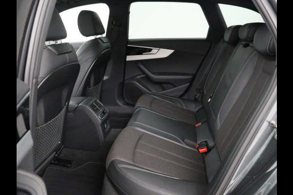 Audi A4 40 TFSI Launch edition Sport | Panoramadak | Trekhaak | Sportstoelen | DAB | Carplay | Virtual Cockpit | Half leder | Full LED | Navigatie | Parkeerhulp | Sportstuur | S Line