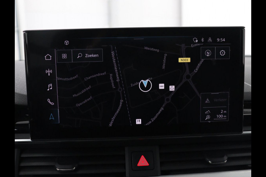 Audi A4 40 TFSI Launch edition Sport | Panoramadak | Trekhaak | Sportstoelen | DAB | Carplay | Virtual Cockpit | Half leder | Full LED | Navigatie | Parkeerhulp | Sportstuur | S Line