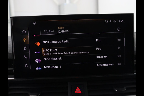 Audi A4 40 TFSI Launch edition Sport | Panoramadak | Trekhaak | Sportstoelen | DAB | Carplay | Virtual Cockpit | Half leder | Full LED | Navigatie | Parkeerhulp | Sportstuur | S Line