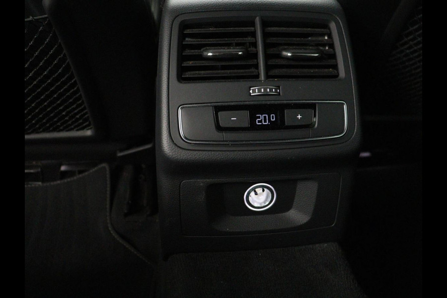 Audi A4 40 TFSI Launch edition Sport | Panoramadak | Trekhaak | Sportstoelen | DAB | Carplay | Virtual Cockpit | Half leder | Full LED | Navigatie | Parkeerhulp | Sportstuur | S Line