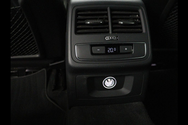 Audi A4 40 TFSI Launch edition Sport | Panoramadak | Trekhaak | Sportstoelen | DAB | Carplay | Virtual Cockpit | Half leder | Full LED | Navigatie | Parkeerhulp | Sportstuur | S Line