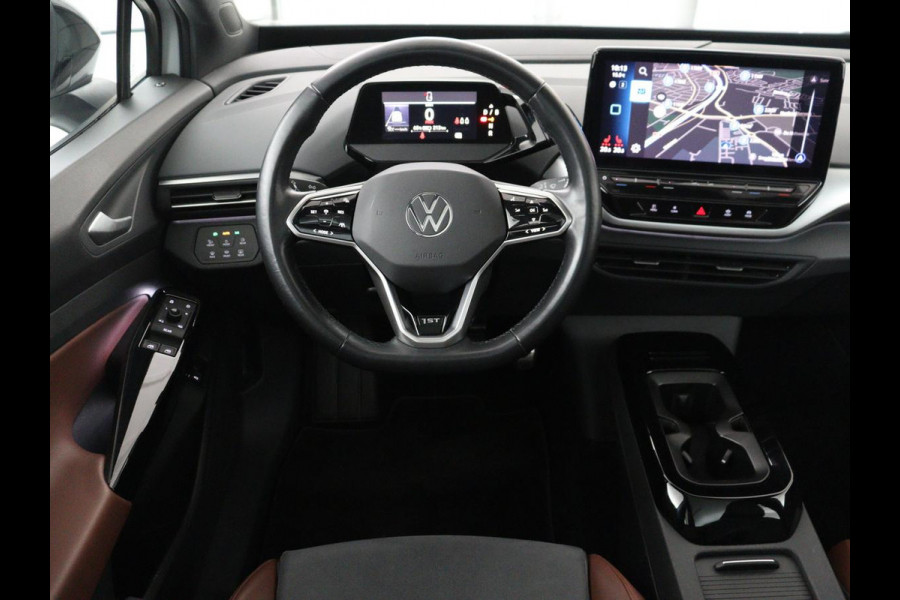 Volkswagen ID.4 First Max 77 kWh | Panoramadak | Head-Up | 360 Camera | Stoelverwarming | Matrix LED | Sfeerverlichting | Keyless | Adaptive cruise | Navigatie | Carplay | Half leder | Memory