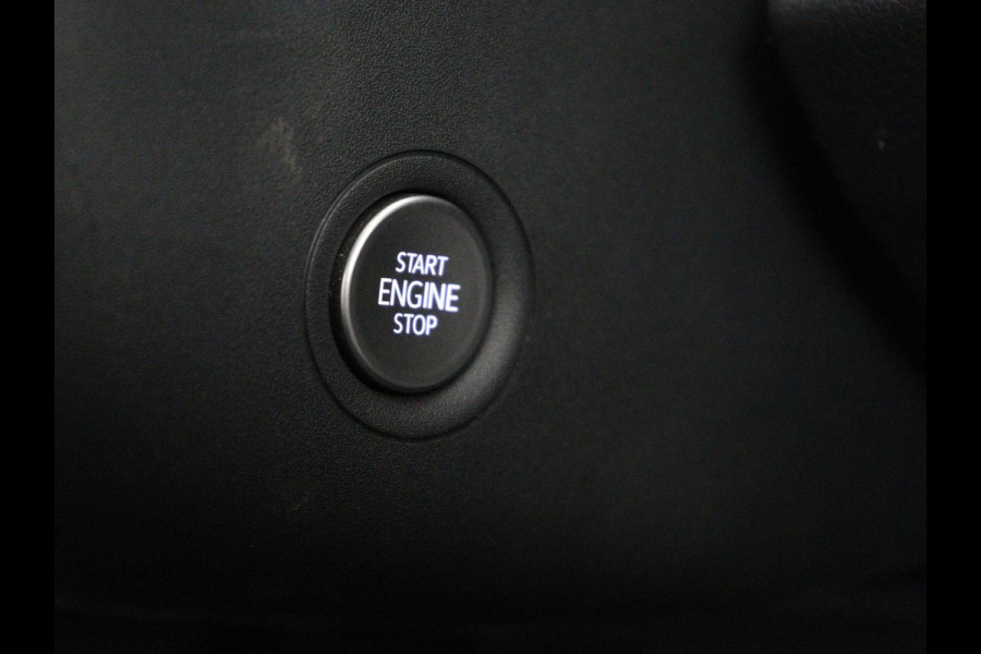 Volkswagen ID.4 First Max 77 kWh | Panoramadak | Head-Up | 360 Camera | Stoelverwarming | Matrix LED | Sfeerverlichting | Keyless | Adaptive cruise | Navigatie | Carplay | Half leder | Memory