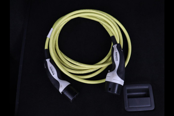 Volkswagen ID.4 First Max 77 kWh | Panoramadak | Head-Up | 360 Camera | Stoelverwarming | Matrix LED | Sfeerverlichting | Keyless | Adaptive cruise | Navigatie | Carplay | Half leder | Memory