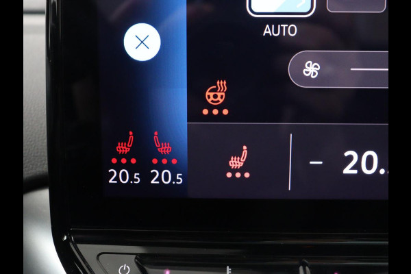 Volkswagen ID.4 First Max 77 kWh | Panoramadak | Head-Up | 360 Camera | Stoelverwarming | Matrix LED | Sfeerverlichting | Keyless | Adaptive cruise | Navigatie | Carplay | Half leder | Memory