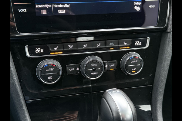 Volkswagen Golf 1.5 TSI Highline | Pano | ACC | LED | Camera | Keyless