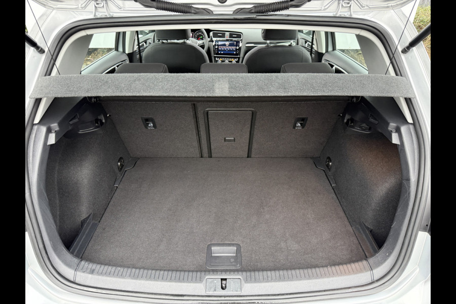 Volkswagen Golf 1.5 TSI Highline | Pano | ACC | LED | Camera | Keyless