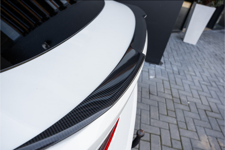 BMW i4 M50 High Executive M-Sport l Panorama l HUD l 360 camera l sportstoelen