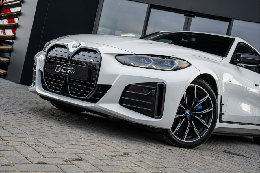 BMW i4 M50 High Executive M-Sport l Panorama l HUD l 360 camera l sportstoelen