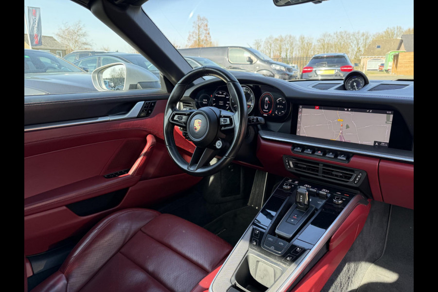 Porsche 911 Cabrio 3.0 Carrera S 450PK | Sport Chrono | Sport Uitlaat | 360* Camera | Stoelventilatie/Verwarming | DAB |