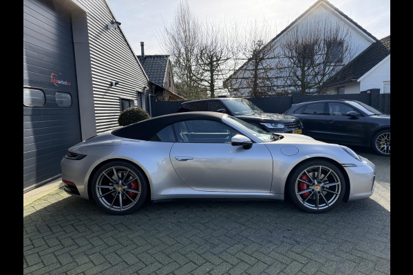 Porsche 911 Cabrio 3.0 Carrera S 450PK | Sport Chrono | Sport Uitlaat | 360* Camera | Stoelventilatie/Verwarming | DAB |