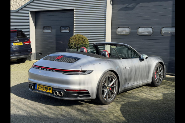 Porsche 911 Cabrio 3.0 Carrera S 450PK | Sport Chrono | Sport Uitlaat | 360* Camera | Stoelventilatie/Verwarming | DAB |