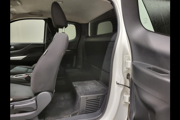 Nissan Navara 2.3dCi 164pk Pick-Up 4X4 Euro 6!