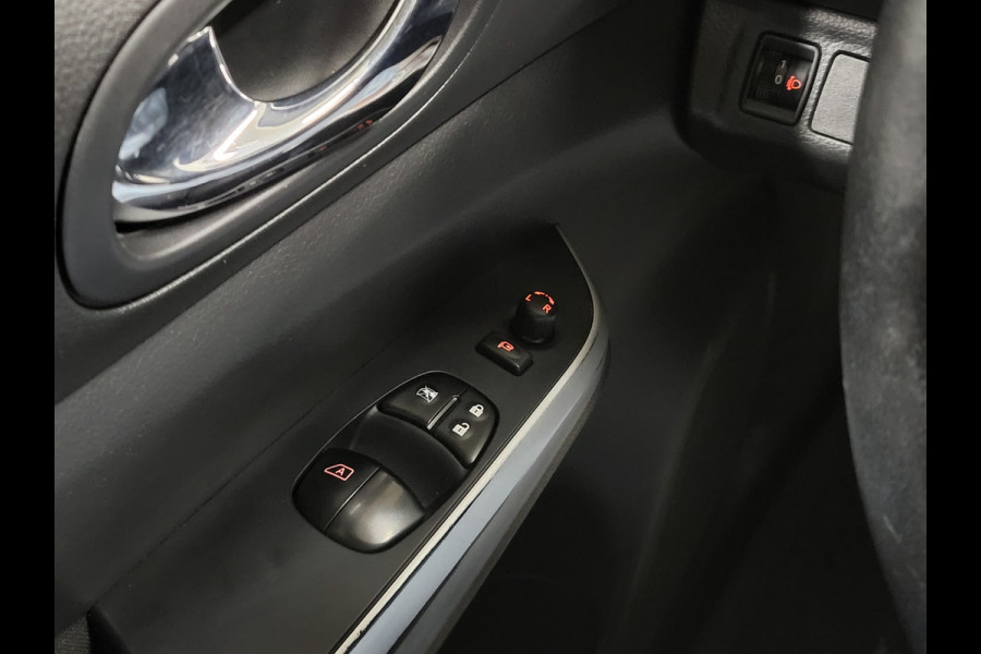 Nissan Navara 2.3dCi 164pk Pick-Up 4X4 Euro 6!