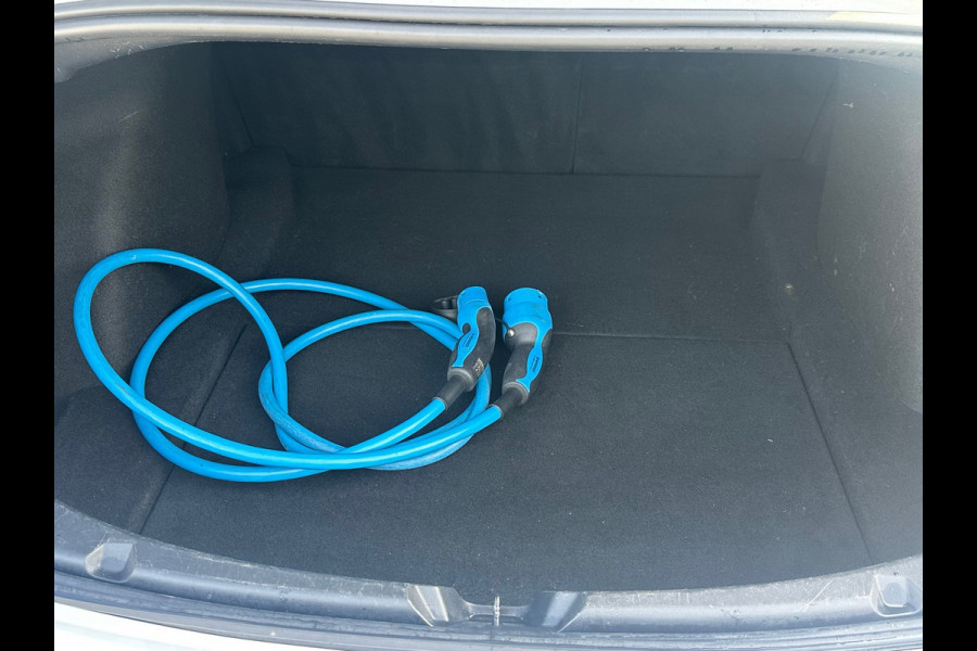 Tesla Model 3 Standard RWD Plus 60 kWh SOH 92%|LFP ACCU| TREKHAAK