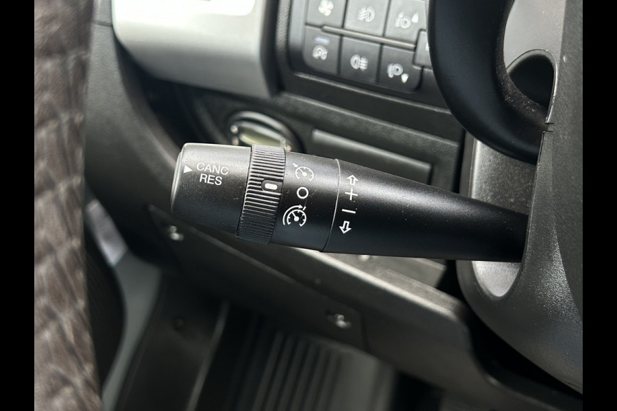 Peugeot Boxer 330 2.2 BlueHDI 141 PK / EURO 6 / L1H1 / 1e EIG. / 77.436 !! / 9 PERSOONS / AIRCO / CRUISE / PERSONENBUS / BLUETOOTH