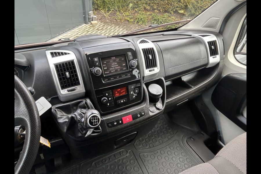 Peugeot Boxer 330 2.2 BlueHDI 141 PK / EURO 6 / L1H1 / 1e EIG. / 77.436 !! / 9 PERSOONS / AIRCO / CRUISE / PERSONENBUS / BLUETOOTH