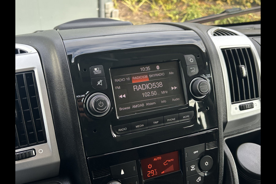 Peugeot Boxer 330 2.2 BlueHDI 141 PK / EURO 6 / L1H1 / 1e EIG. / 77.436 !! / 9 PERSOONS / AIRCO / CRUISE / PERSONENBUS / BLUETOOTH