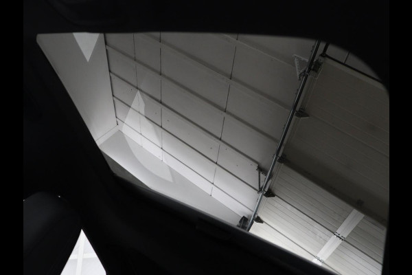 Audi A3 30 TFSI S edition | Panoramadak | Sportstoelen | Virtual Cockpit | Carplay | Half leder | Full LED | Parkeerhulp | Cruise control | Bluetooth | Climate control | Navigatie | S Line