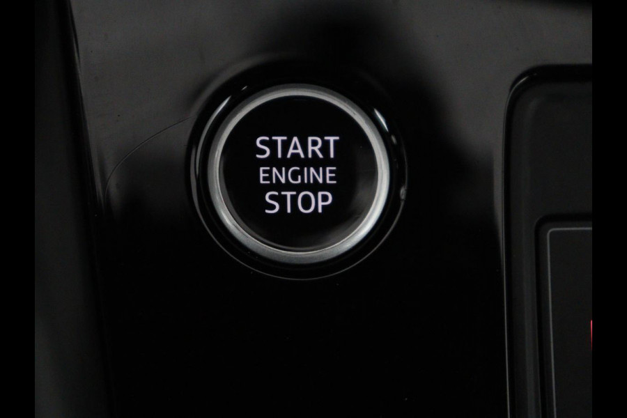 Audi A3 30 TFSI S edition | Panoramadak | Sportstoelen | Virtual Cockpit | Carplay | Half leder | Full LED | Parkeerhulp | Cruise control | Bluetooth | Climate control | Navigatie | S Line