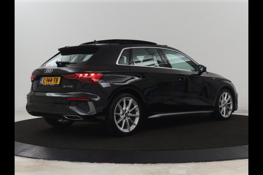 Audi A3 30 TFSI S edition | Panoramadak | Sportstoelen | Virtual Cockpit | Carplay | Half leder | Full LED | Parkeerhulp | Cruise control | Bluetooth | Climate control | Navigatie | S Line