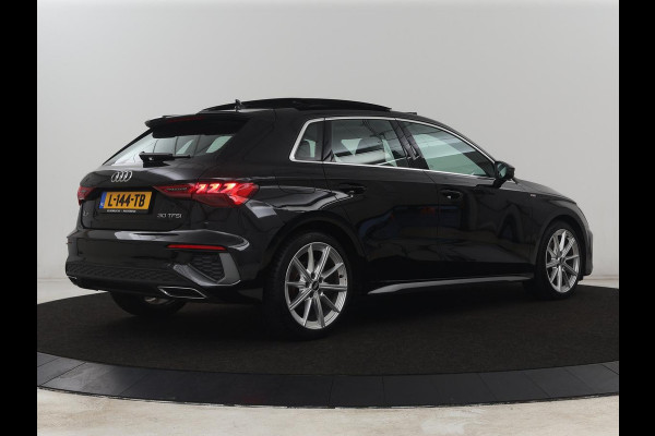 Audi A3 30 TFSI S edition | Panoramadak | Sportstoelen | Virtual Cockpit | Carplay | Half leder | Full LED | Parkeerhulp | Cruise control | Bluetooth | Climate control | Navigatie | S Line