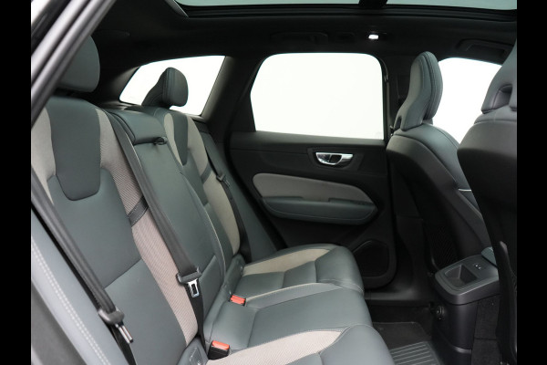 Volvo XC60 T6 AWD R-Design Plug In Hybrid 350pk Dealer O.H. PHEV | Trekhaak Af Fabriek | Panodak | Adaptive Cruise | Harman / Kardon | Lederen Sportstoelen Memory & Verwarmd | Google Assistent | Stuur Verwarmd | Keyless | Apple Carplay | DAB |