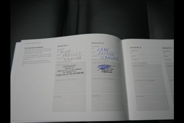 Volvo XC60 T6 AWD R-Design Plug In Hybrid 350pk Dealer O.H. PHEV | Trekhaak Af Fabriek | Panodak | Adaptive Cruise | Harman / Kardon | Lederen Sportstoelen Memory & Verwarmd | Google Assistent | Stuur Verwarmd | Keyless | Apple Carplay | DAB |