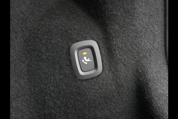 Volvo XC60 T6 AWD R-Design Plug In Hybrid 350pk Dealer O.H. PHEV | Trekhaak Af Fabriek | Panodak | Adaptive Cruise | Harman / Kardon | Lederen Sportstoelen Memory & Verwarmd | Google Assistent | Stuur Verwarmd | Keyless | Apple Carplay | DAB |