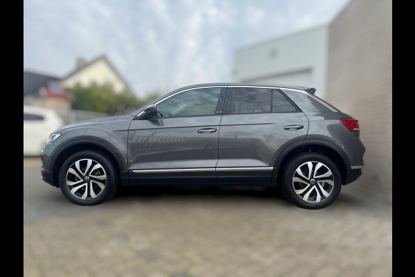 Volkswagen T-Roc 1.5 TSI Style STANDKACHEL / CAMERA / IQ LIGHT / STOELVERWARMING / CARPLAY / DRIVING SELECTION MODE