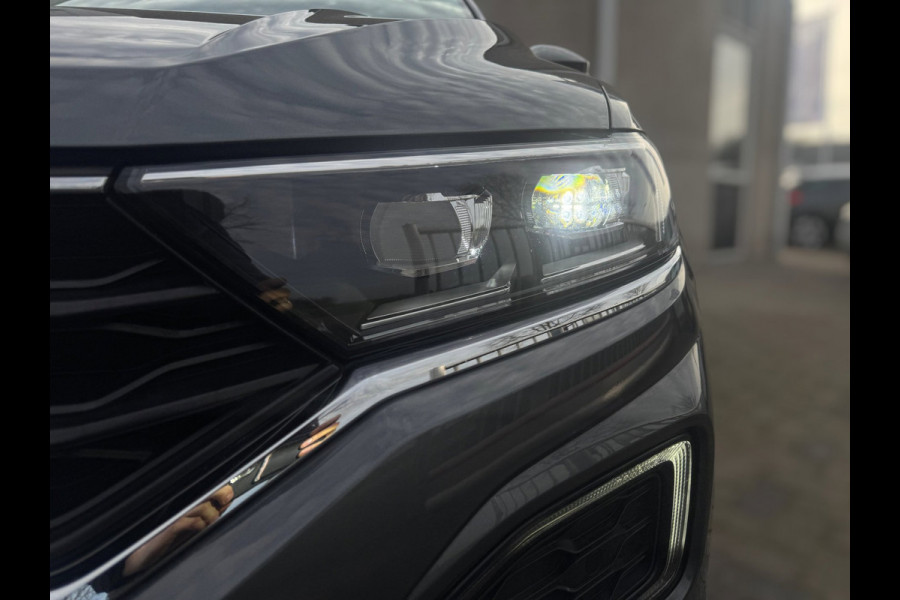 Volkswagen T-Roc 1.5 TSI Style STANDKACHEL / CAMERA / IQ LIGHT / STOELVERWARMING / CARPLAY / DRIVING SELECTION MODE