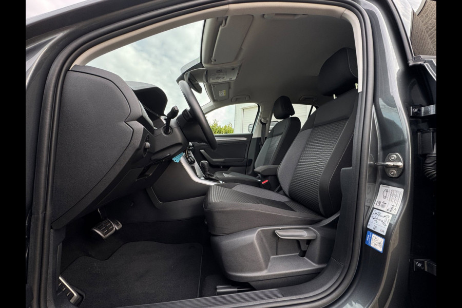 Volkswagen T-Roc 1.5 TSI Style STANDKACHEL / CAMERA / IQ LIGHT / STOELVERWARMING / CARPLAY / DRIVING SELECTION MODE