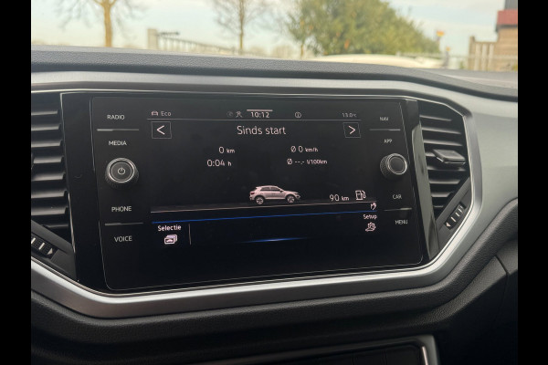 Volkswagen T-Roc 1.5 TSI Style STANDKACHEL / CAMERA / IQ LIGHT / STOELVERWARMING / CARPLAY / DRIVING SELECTION MODE
