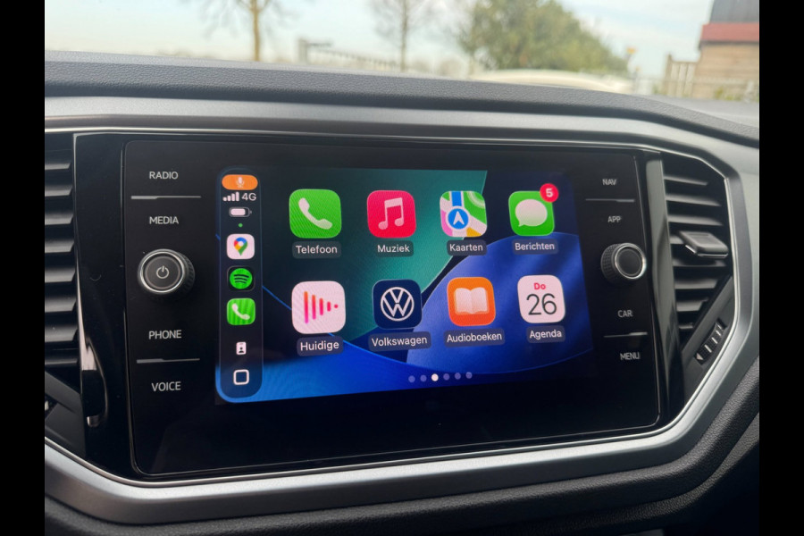 Volkswagen T-Roc 1.5 TSI Style STANDKACHEL / CAMERA / IQ LIGHT / STOELVERWARMING / CARPLAY / DRIVING SELECTION MODE