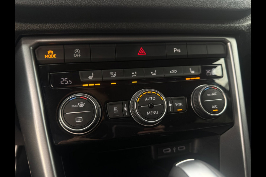 Volkswagen T-Roc 1.5 TSI Style STANDKACHEL / CAMERA / IQ LIGHT / STOELVERWARMING / CARPLAY / DRIVING SELECTION MODE