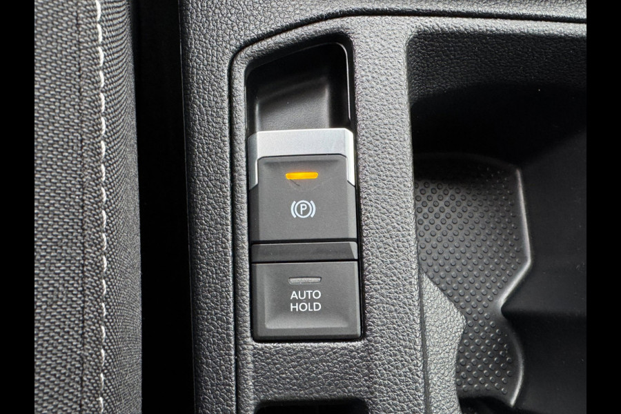 Volkswagen T-Roc 1.5 TSI Style STANDKACHEL / CAMERA / IQ LIGHT / STOELVERWARMING / CARPLAY / DRIVING SELECTION MODE