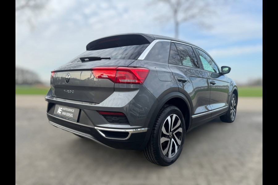 Volkswagen T-Roc 1.5 TSI Style STANDKACHEL / CAMERA / IQ LIGHT / STOELVERWARMING / CARPLAY / DRIVING SELECTION MODE