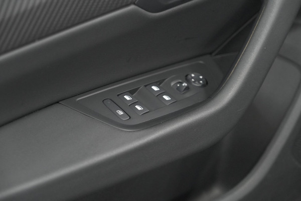 Peugeot 508 SW 1.6 HYbrid 180 Allure | Trekhaak | Elektronische Kofferklep | Adaptieve Cruise Control