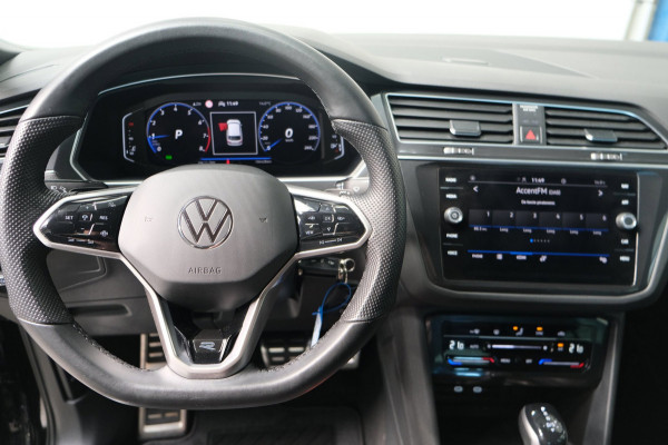 Volkswagen Tiguan 1.5 TSI 2x R-Line Automaat - N.A.P. Virtual Cockpit, Carplay, IQ Light, Navi.
