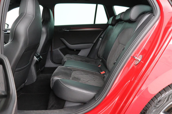 Škoda Superb 1.4 TSI iV Sportline | Trekhaak | Stoelverwarming | Matrix LED | Virtual Cockpit | Camera | Alcantara | Canton sound | Memory | Carplay | Navigatie | PHEV