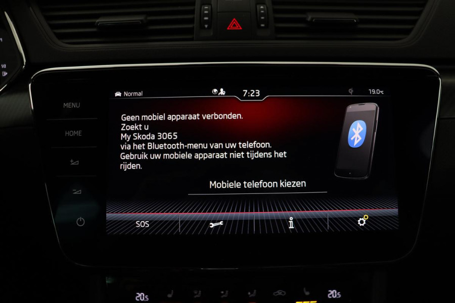 Škoda Superb 1.4 TSI iV Sportline | Trekhaak | Stoelverwarming | Matrix LED | Virtual Cockpit | Camera | Alcantara | Canton sound | Memory | Carplay | Navigatie | PHEV