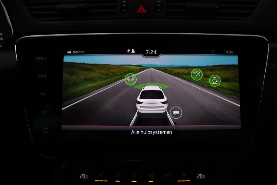 Škoda Superb 1.4 TSI iV Sportline | Trekhaak | Stoelverwarming | Matrix LED | Virtual Cockpit | Camera | Alcantara | Canton sound | Memory | Carplay | Navigatie | PHEV