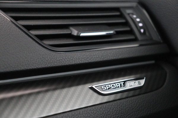 Škoda Superb 1.4 TSI iV Sportline | Trekhaak | Stoelverwarming | Matrix LED | Virtual Cockpit | Camera | Alcantara | Canton sound | Memory | Carplay | Navigatie | PHEV