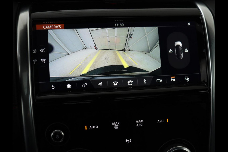 Land Rover Discovery Sport P300e 1.5 R-Dynamic SE | Panoramadak | Head-Up | Leder | Trekhaak | Matrix LED | Stoelverwarming | Keyless | Park Assist | Carplay | Navigatie | Memory | PHEV | Plug In