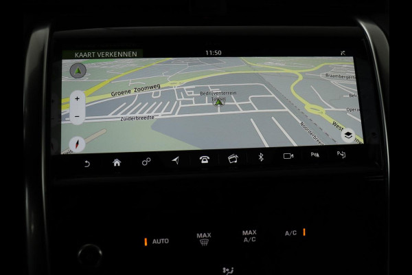 Land Rover Discovery Sport P300e 1.5 R-Dynamic SE | Panoramadak | Head-Up | Leder | Trekhaak | Matrix LED | Stoelverwarming | Keyless | Park Assist | Carplay | Navigatie | Memory | PHEV | Plug In