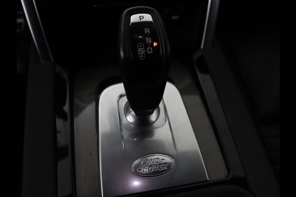 Land Rover Discovery Sport P300e 1.5 R-Dynamic SE | Panoramadak | Head-Up | Leder | Trekhaak | Matrix LED | Stoelverwarming | Keyless | Park Assist | Carplay | Navigatie | Memory | PHEV | Plug In