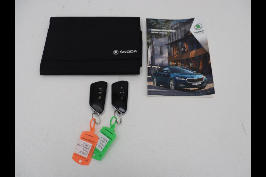 Škoda Octavia 1.0 TSI Business Edition | Trekhaak | Carplay | Navigatie | Full LED | Parkeerhulp | Climate control | Digital Cockpit | Bluetooth