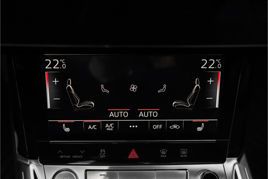 Audi e-tron 55 Quattro Advanced Pro Line+ 95 kWh S-Line Zwart Optiek Pano ACC HUD Trekhaak