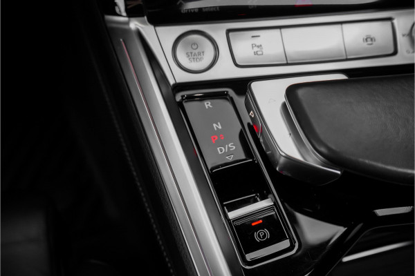Audi e-tron 55 Quattro Advanced Pro Line+ 95 kWh S-Line Zwart Optiek Pano ACC HUD Trekhaak
